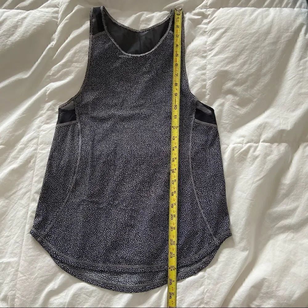 Lululemon Mesh Detail Tank - Picture 6 of 7